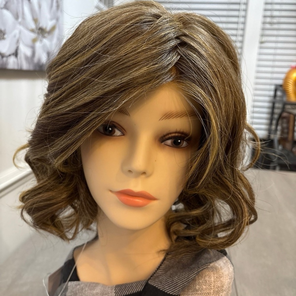Elegant Brown Curly Hair Wig